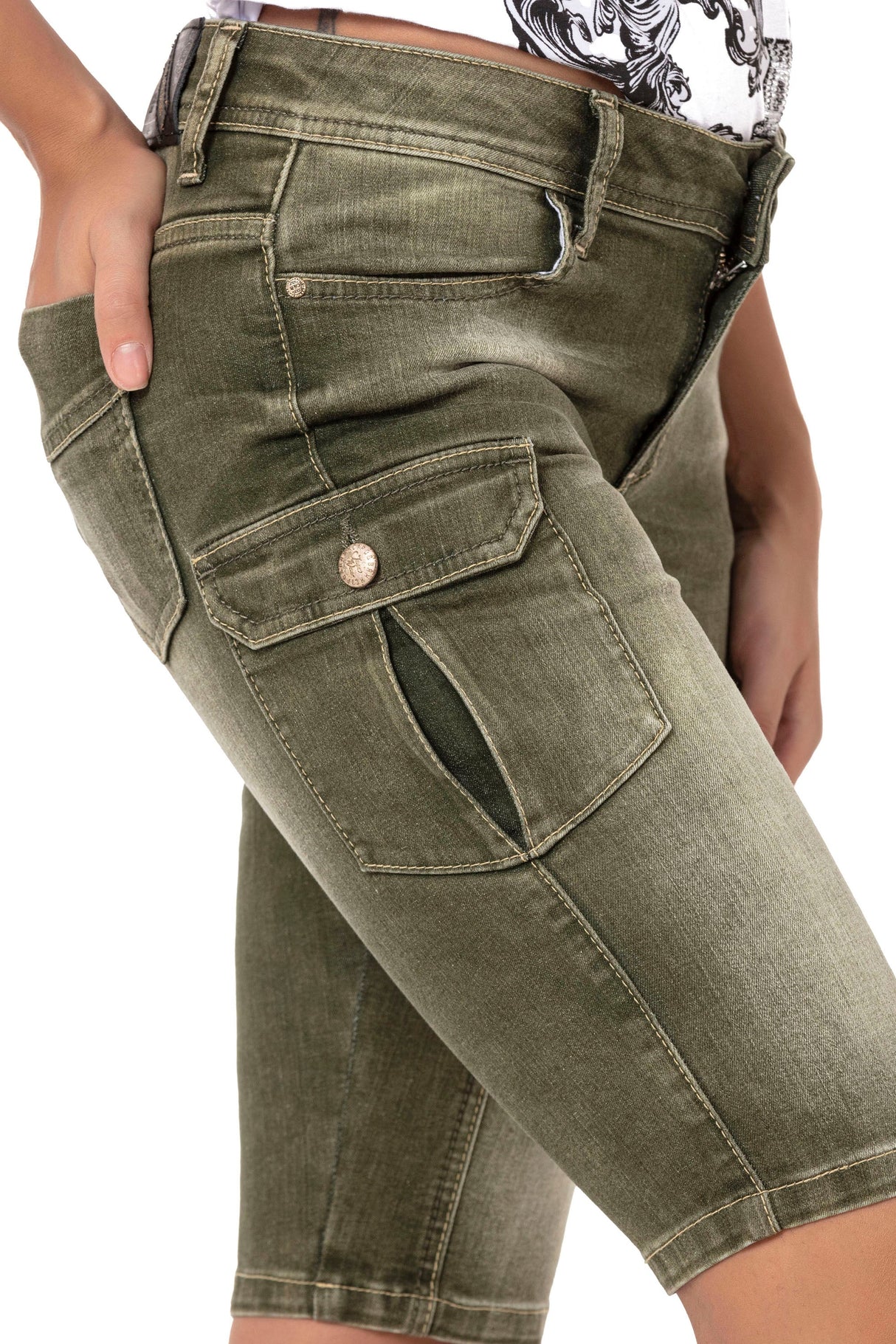 WK178 Women's Capri Shorts with trendy cargo pockets