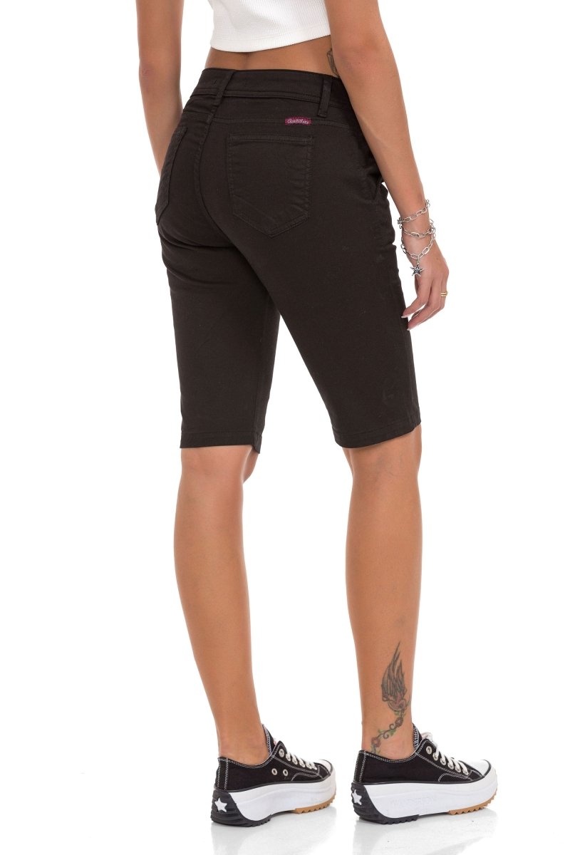 WK186 Women's Capri Shorts in a modern cut