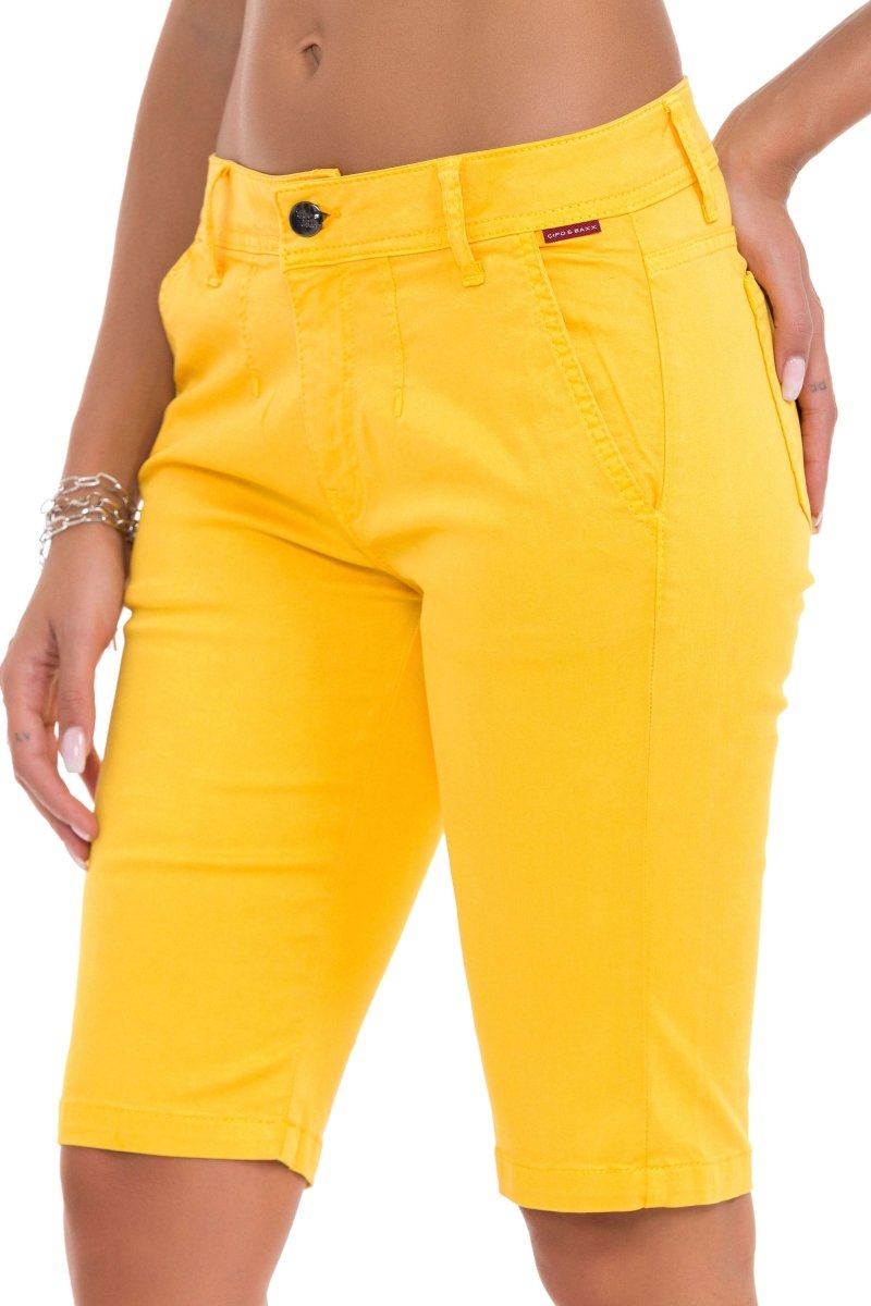 WK186 Women's Capri Shorts in a modern cut