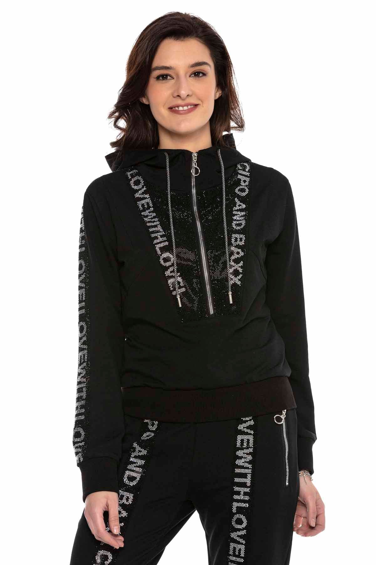 WLR132 Women's Jogging Suit