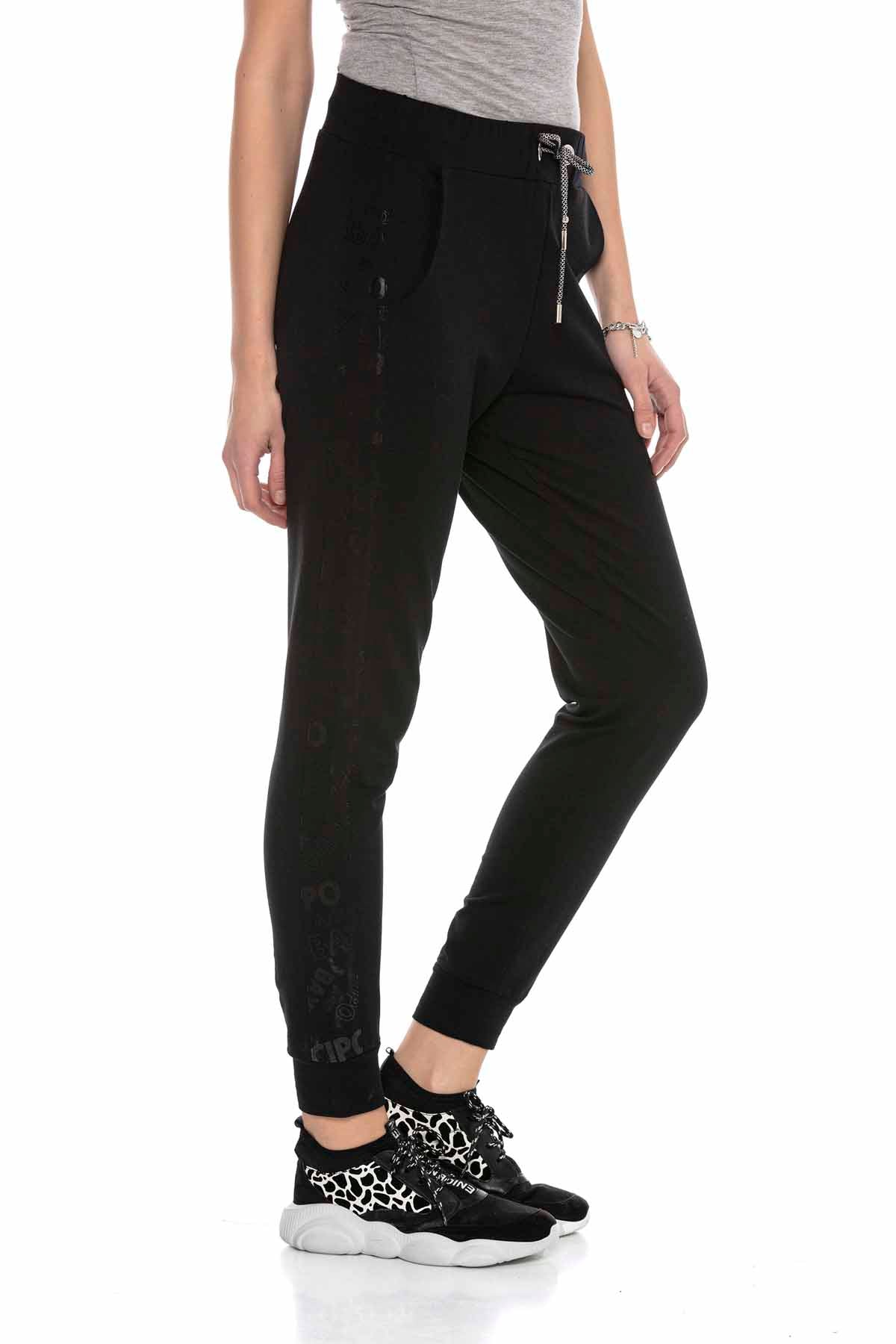 WLR138 Women's Jogging Suit