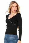 WP207 Women's knitted sweater with decorative pearl trim