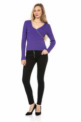 WP207 Women's knitted sweater with decorative pearl trim