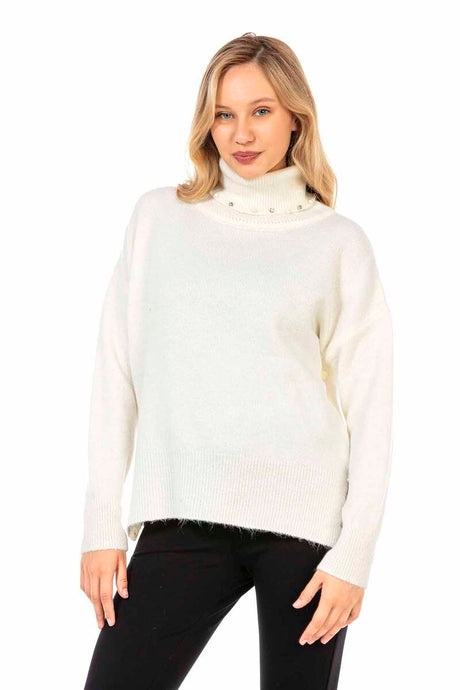 WP217 Women's roll-neck sweater with fashionable pearl appliqués