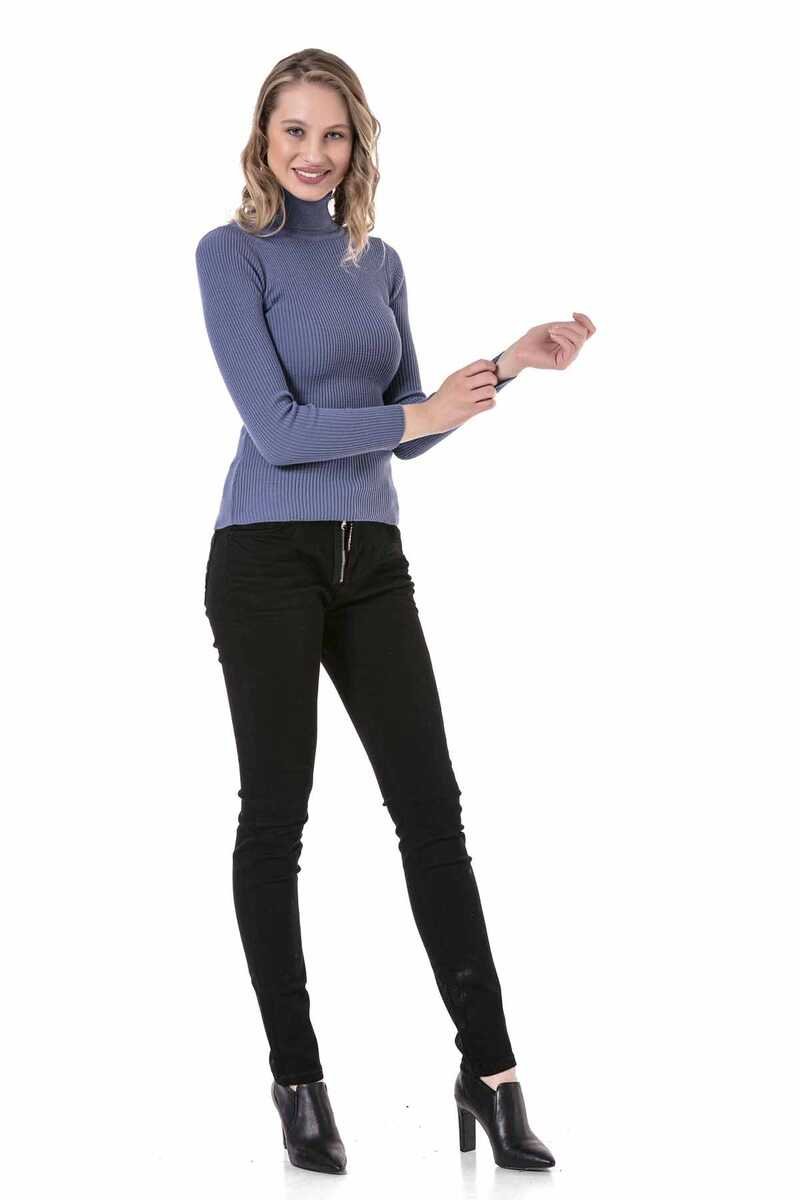 WP227 Women's roll-neck sweater in an elegant design