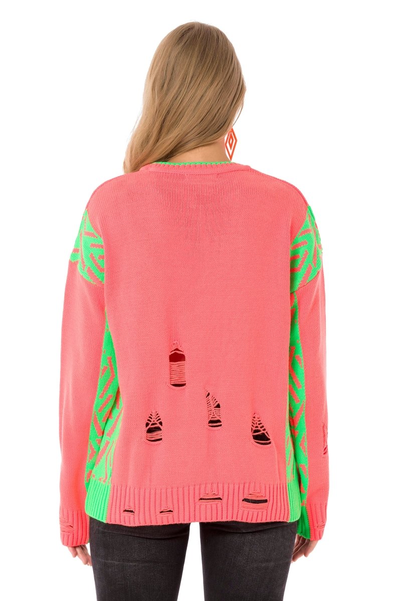 WP241 Women's knitted sweater in trendy used design