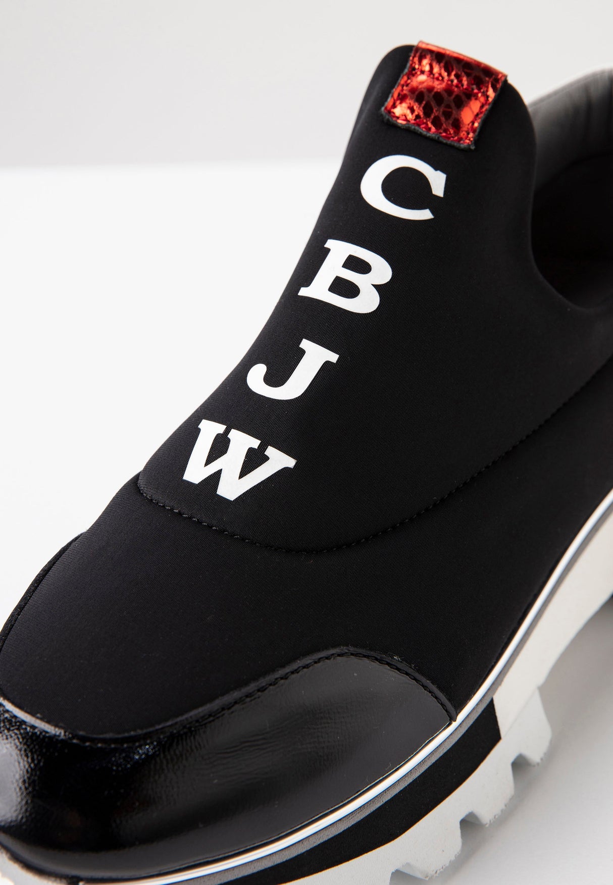 WS104 WOMEN'S SHOES