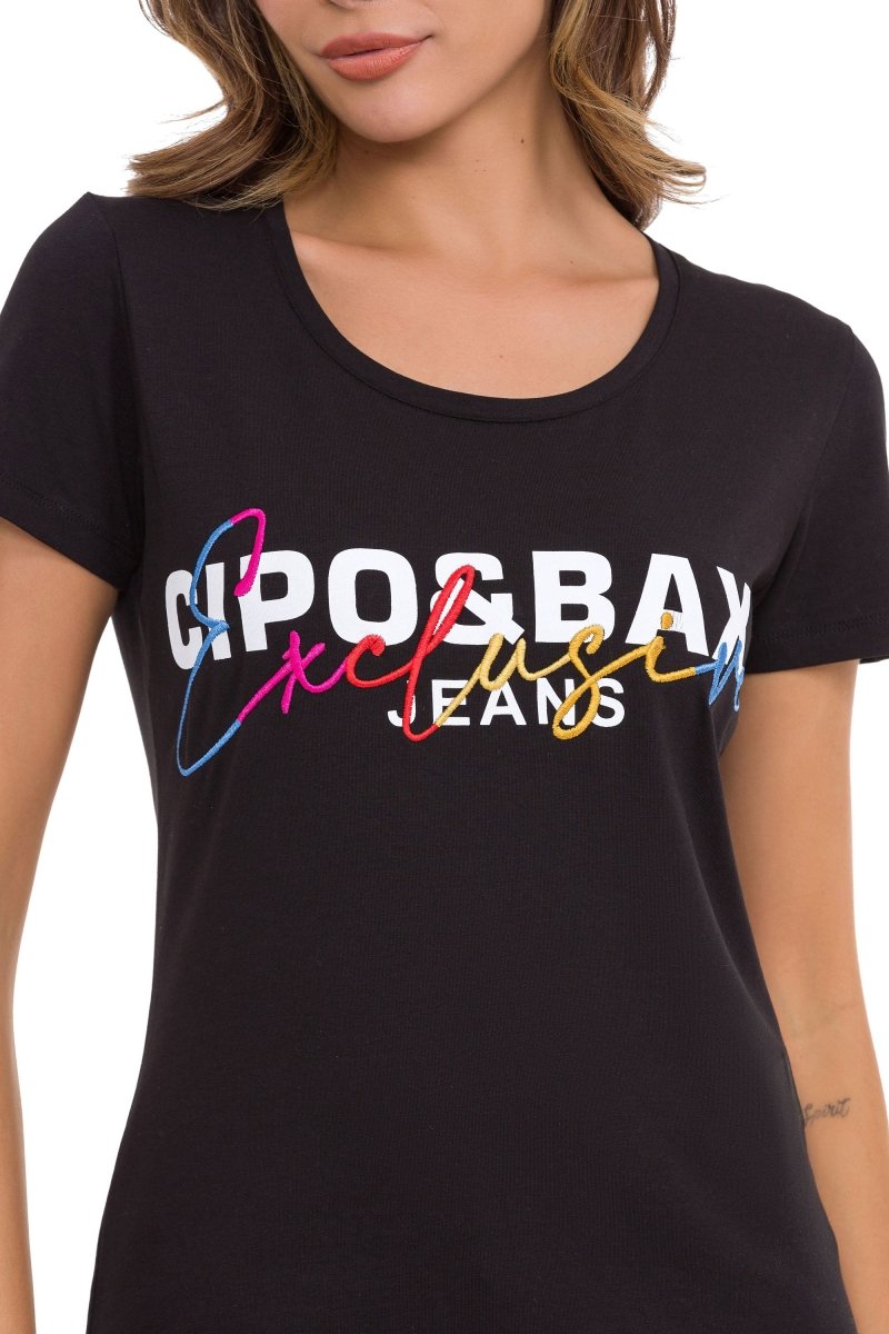 WT370 Women's T-shirt with exclusive embroidery